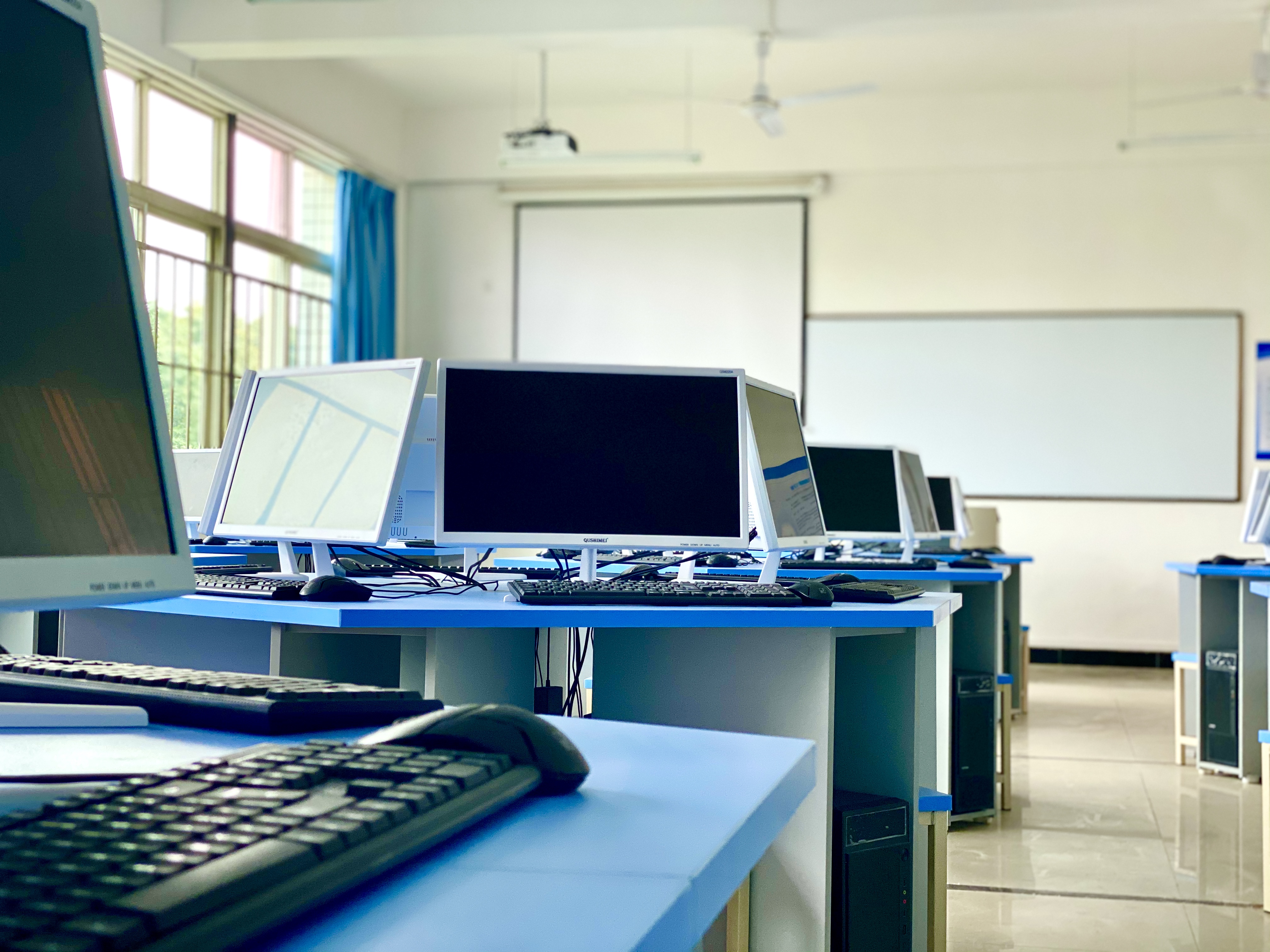 四川科创技工学校简介